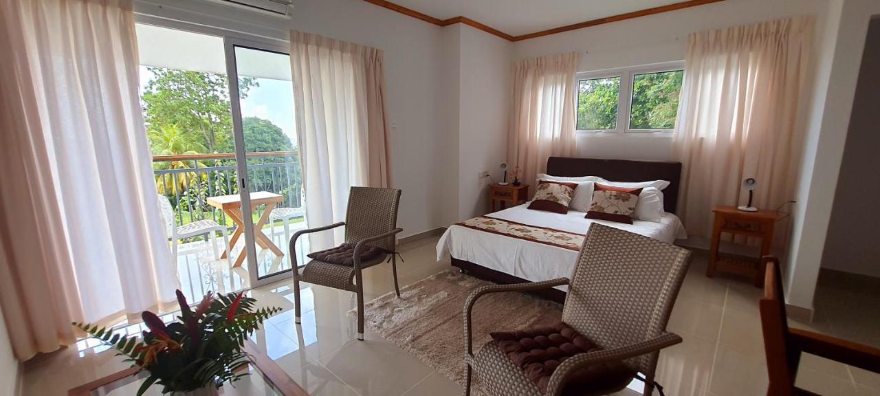 Le Chant De Merle Self -Catering Studios And Apartments Mahe Island Екстер'єр фото
