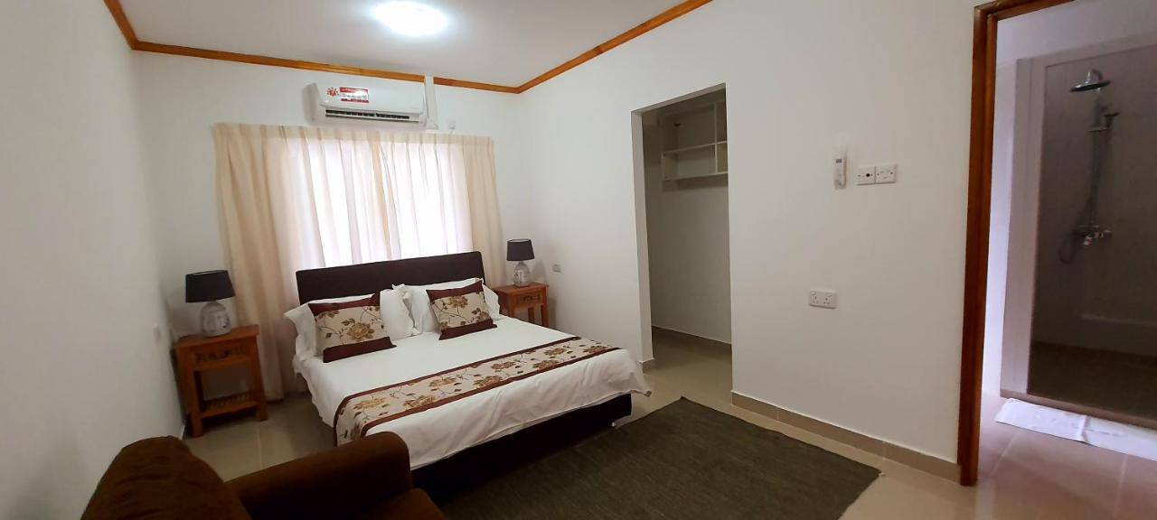 Le Chant De Merle Self -Catering Studios And Apartments Mahe Island Екстер'єр фото
