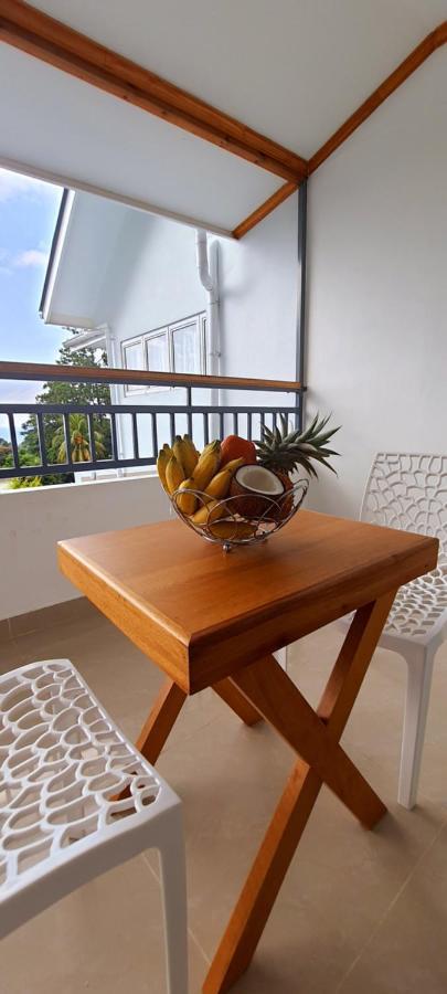 Le Chant De Merle Self -Catering Studios And Apartments Mahe Island Екстер'єр фото